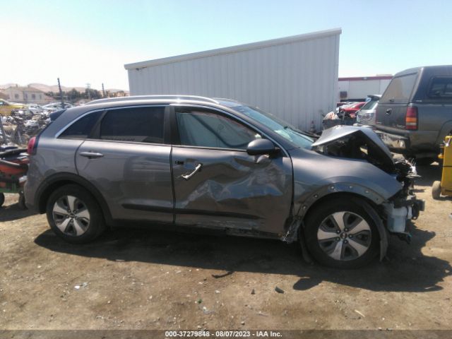 KNDCB3LC0H5097259 KIA NIRO LX