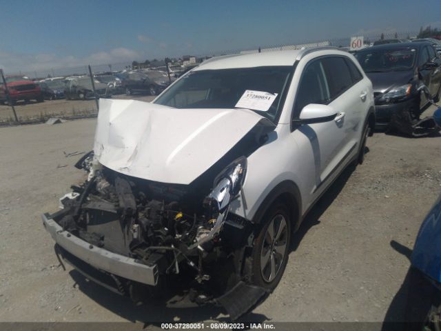 KNDCB3LC6J5210430 KIA NIRO LX