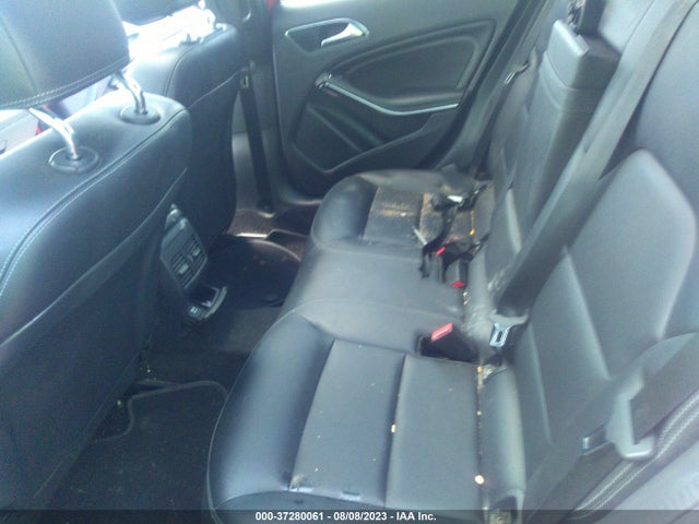 WDCTG4EB7JJ425120 Mercedes-Benz Gla Gla 250
