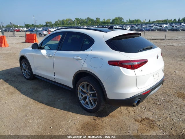 ZASFAKNN0J7B90650 Alfa Romeo Stelvio Ti Sport