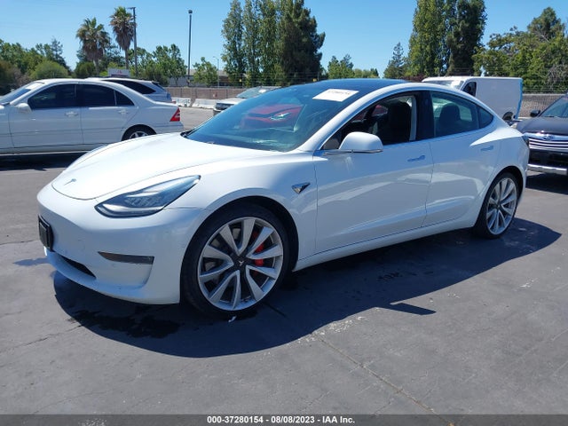 Tesla Model 3 Long Range/performance 2019 5YJ3E1EB9KF438826 Image 2