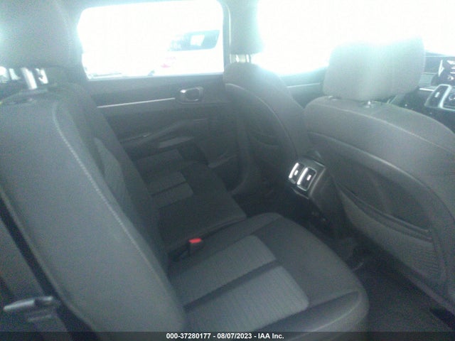 KIA SORENTO LX 2022 5XYRG4LC3NG105231 Image 8