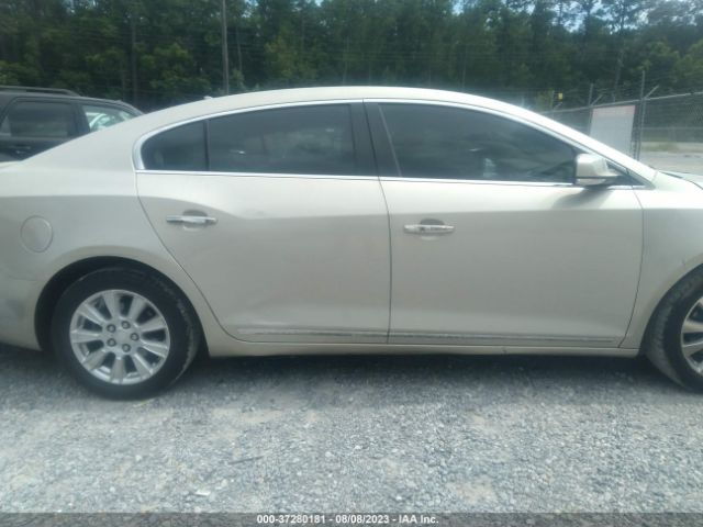 1G4GB5GR2EF134793 Buick Lacrosse Leather