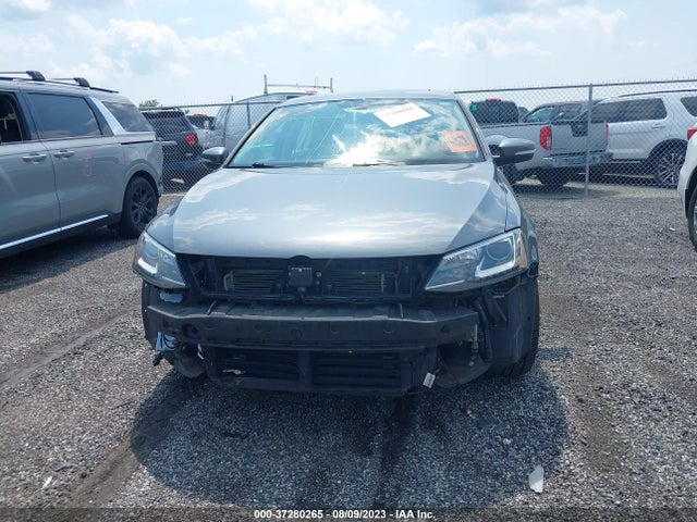3VWL17AJXGM340450 Volkswagen Jetta Sedan 1.8t Sel