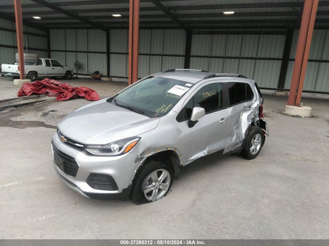 Chevrolet Trax Awd Lt 2022 KL7CJPSM7NB560447 Image 2
