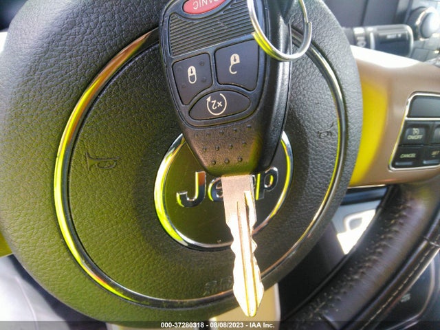 1C4NJPBB9HD161610 Jeep Patriot 75th Anniversary Edition