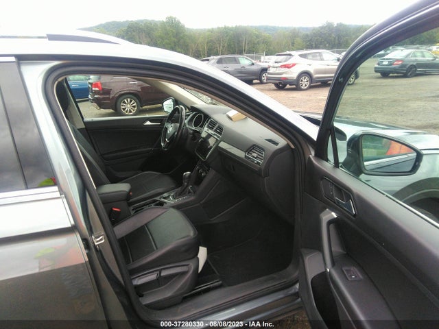 3VV2B7AX7JM044939 Volkswagen Tiguan Sel/se