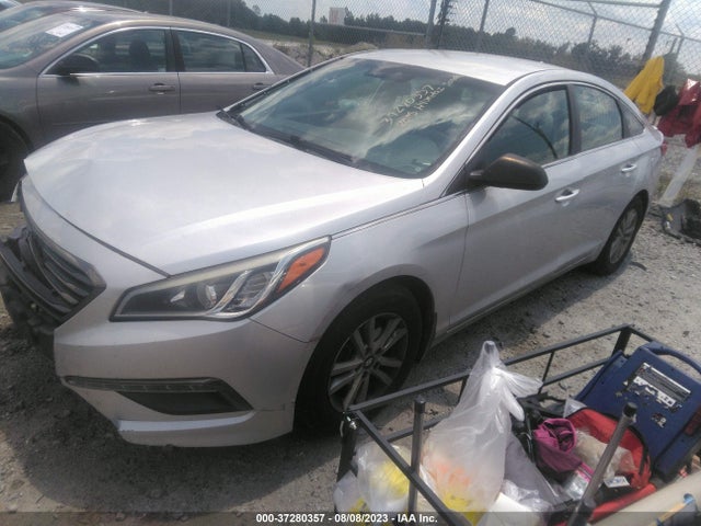 Hyundai Sonata 1.6t Eco 2015 5NPE24AA7FH191958 Image 2