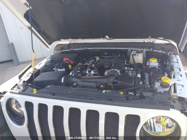 1C4HJXDG2MW814718 Jeep Wrangler Unlimited Sport Altitude