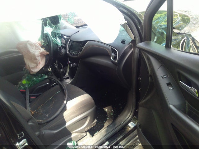 Chevrolet TRAX LS 2020 KL7CJKSB4LB037501 Image 5