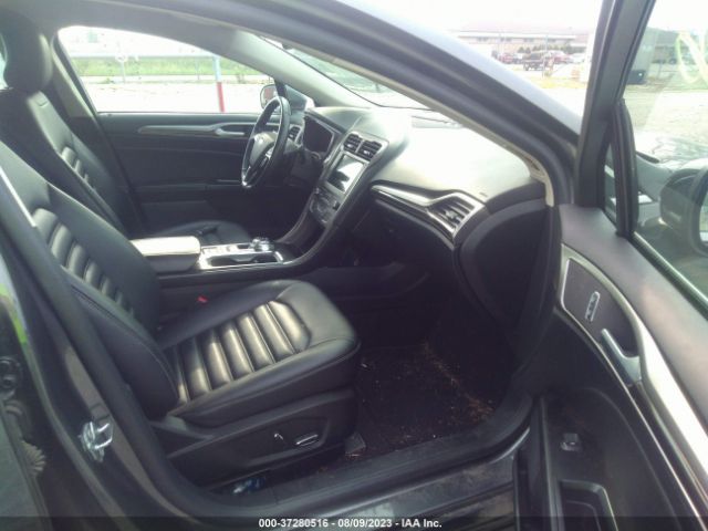 3FA6P0CD1KR180649 Ford FUSION SEL