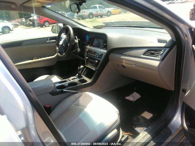 2016 HYUNDAI SONATA 2.4L SE VIN: 5NPE24AF7GH273721