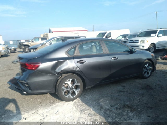 2021 KIA FORTE LXS VIN: 3KPF24AD6ME389916