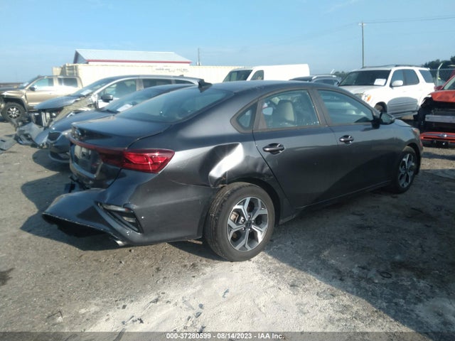 2021 KIA FORTE LXS VIN: 3KPF24AD6ME389916