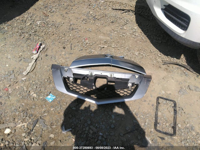 2010 ACURA TL TECH VIN: 19UUA9F58AA006728