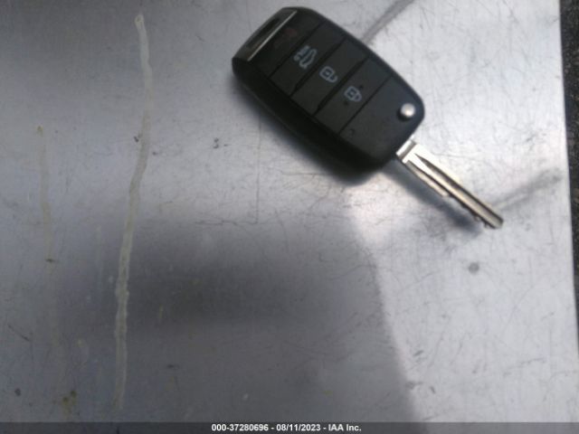3KPFK4A72JE179271 KIA FORTE LX