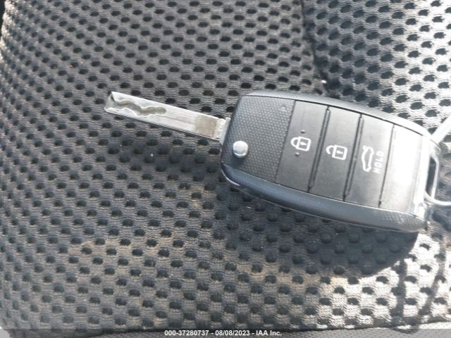 5XXGT4L36LG385599 KIA Optima Lx