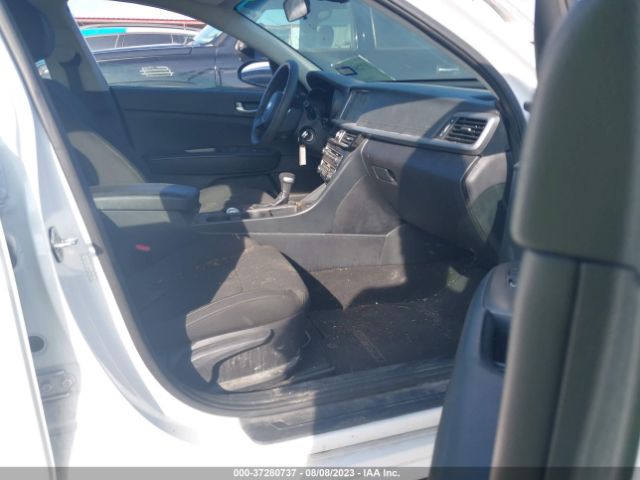 5XXGT4L36LG385599 KIA Optima Lx