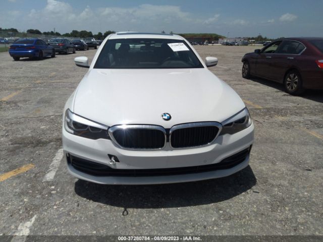 WBAJA5C5XKWW38078 BMW 5 Series 530i