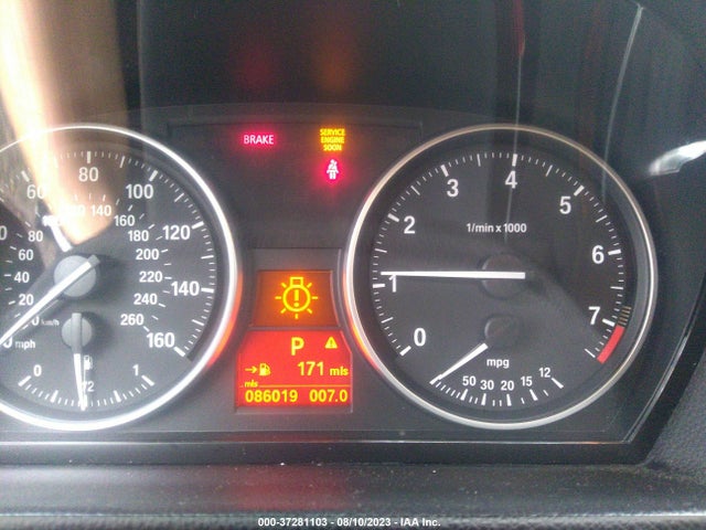 2011 BMW 3 SERIES 328I XDRIVE VIN: WBAPK5G56BNN79294