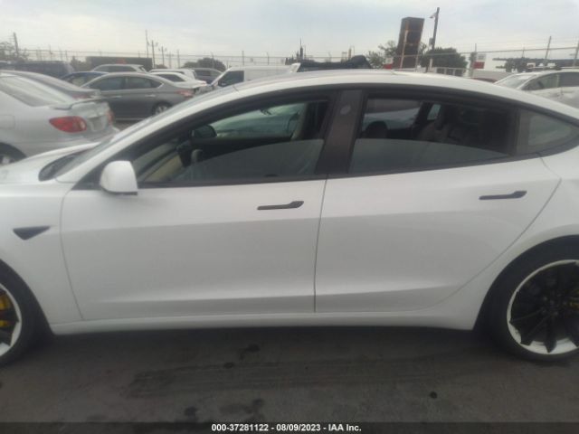 5YJ3E1EBXJF117800 Tesla Model 3 Long Range