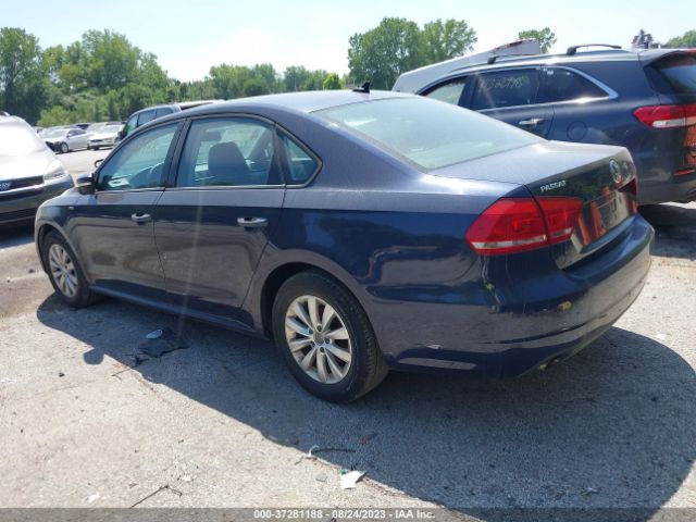1VWAT7A32FC058354 Volkswagen Passat 1.8t Wolfsburg Edition