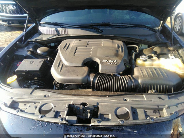 2C3CCABG3KH515758 Chrysler 300 300s
