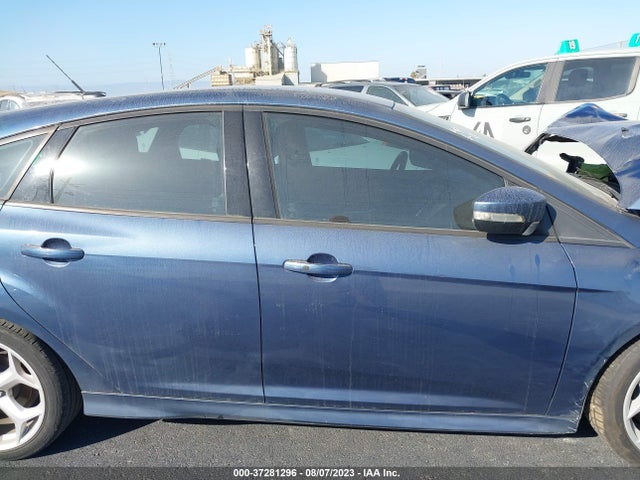 1FADP3L95JL230860 Ford FOCUS ST
