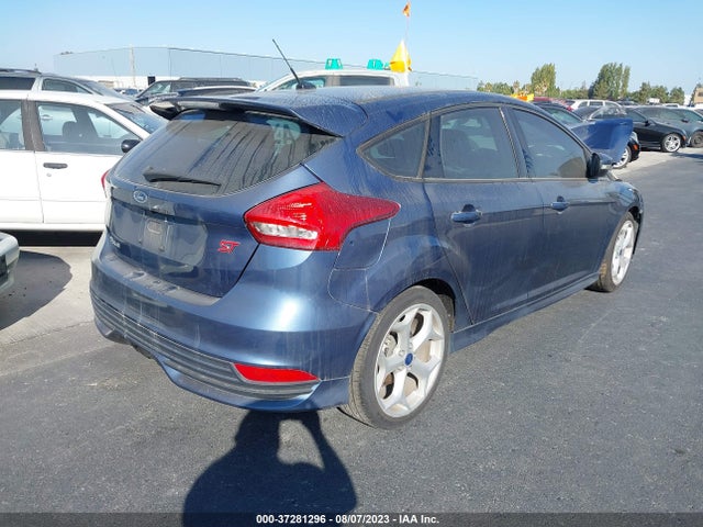 1FADP3L95JL230860 Ford FOCUS ST