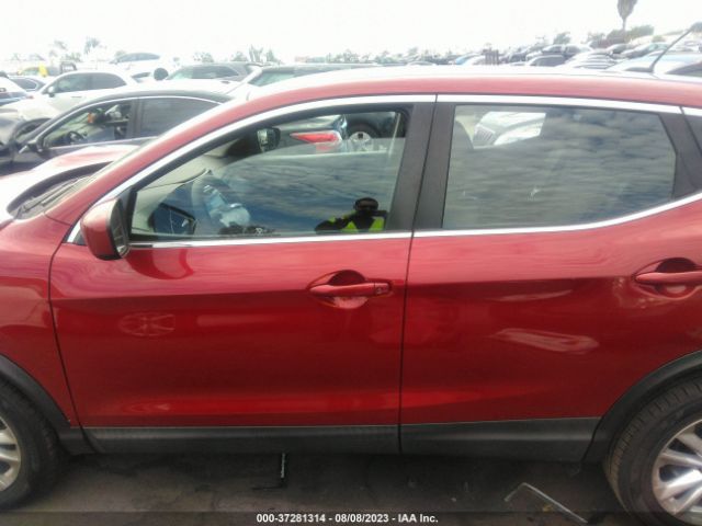 JN1BJ1CP6KW224655 Nissan Rogue Sport S