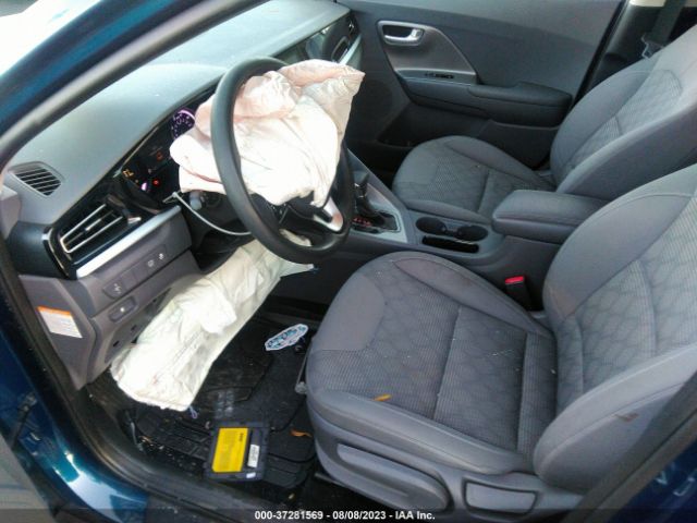 KNDCB3LC0L5423490 KIA NIRO LX