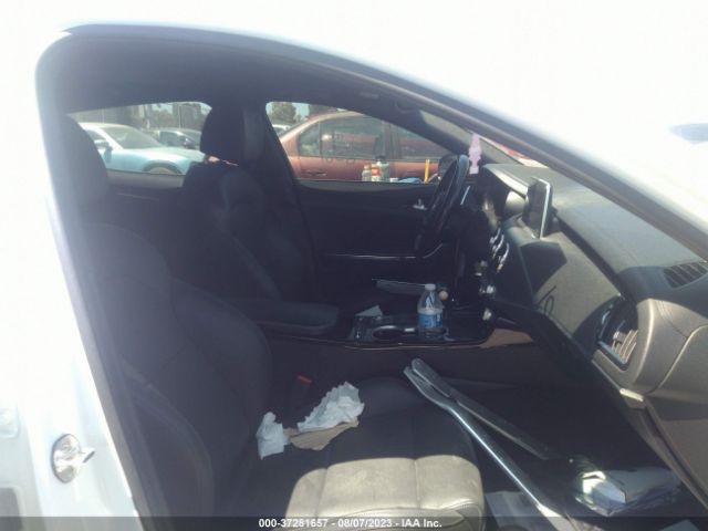 KNAE15LA2M6090093 KIA Stinger Gt-line