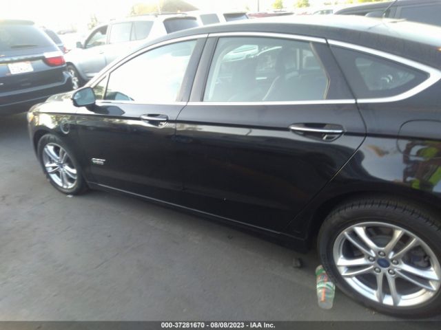 3FA6P0SU6GR173608 Ford Fusion Energi Titanium
