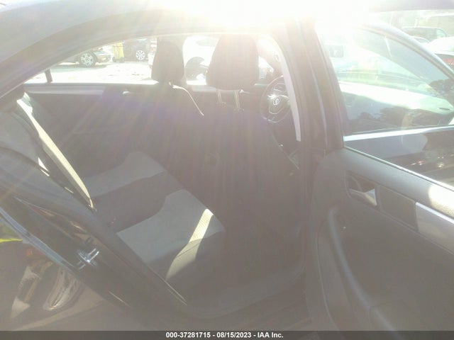 3VW2B7AJ1HM304589 Volkswagen Jetta 1.4t S