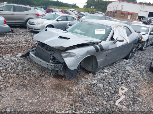 2C3CDZAG8GH137750 Dodge Challenger Sxt