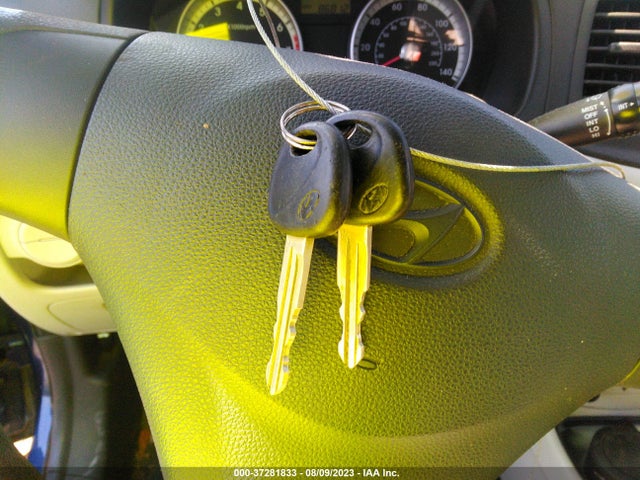 2009 HYUNDAI ACCENT AUTO GLS VIN: KMHCN46C59U298912