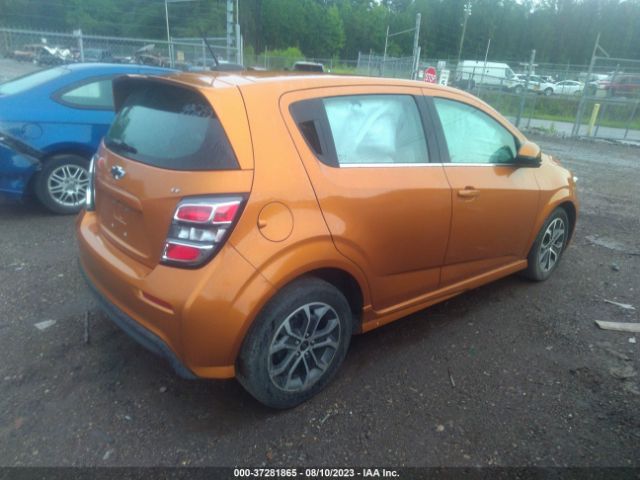 1G1JD6SH0J4108555 Chevrolet Sonic Lt Auto
