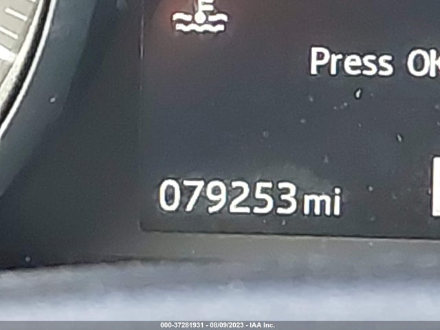 Jaguar F-PACE 35T 2017 SADCS2BVXHA065993 Image 16