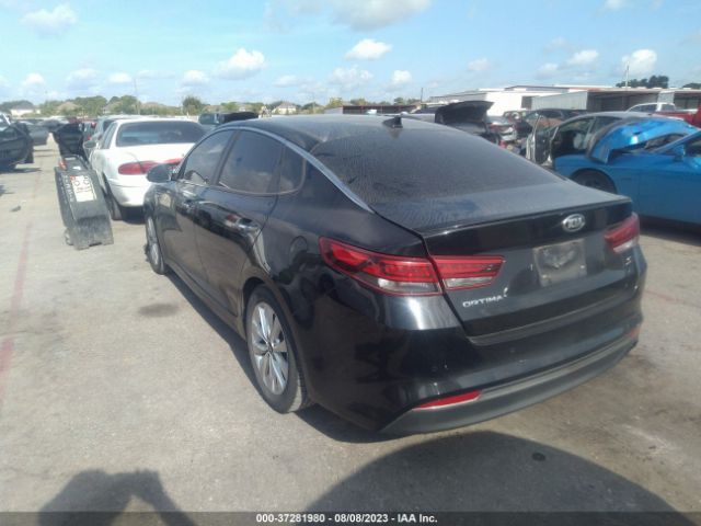 5XXGT4L38JG218447 KIA Optima S
