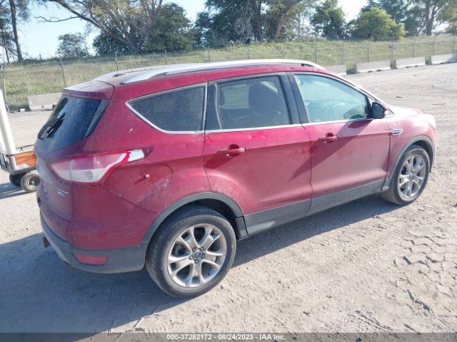 1FMCU9J93FUA52528 Ford Escape Titanium