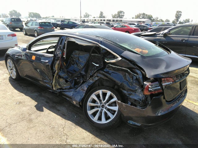 2020 Tesla 3, VIN: 5YJ3E1EB5LF790884