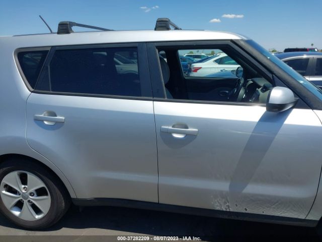 KNDJN2A23G7854306 KIA Soul Base