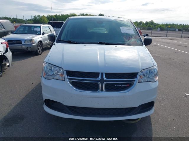 2C4RDGBG6JR302933 Dodge Grand Caravan Se
