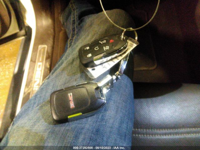 1GKS2CKJ2LR144762 GMC YUKON DENALI
