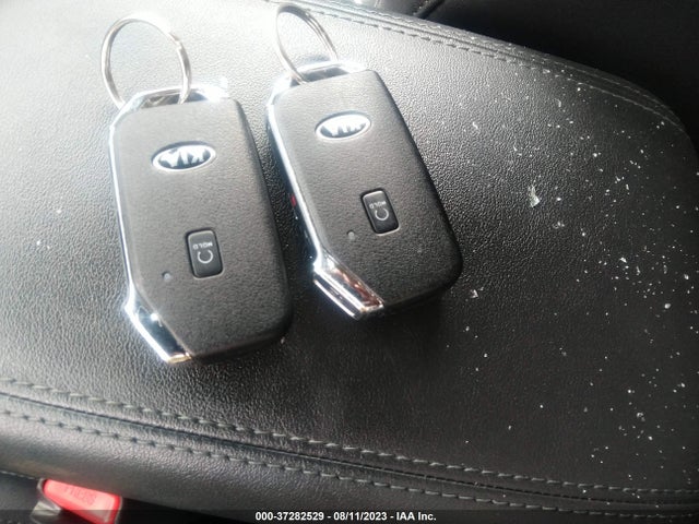 2021 KIA SELTOS EX VIN: KNDERCAA3M7119016
