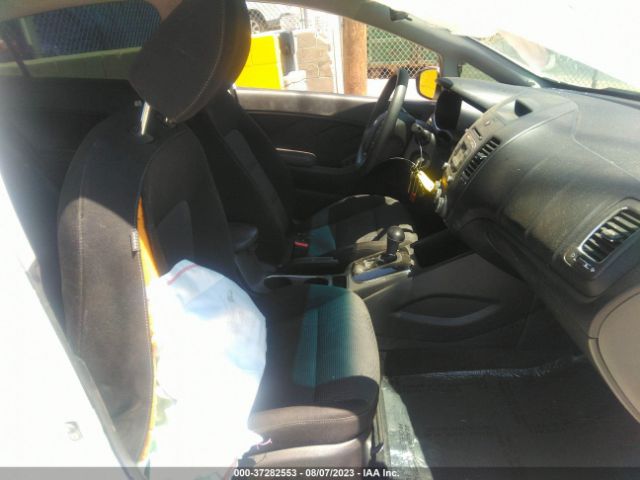 3KPFK4A73HE081800 KIA FORTE LX