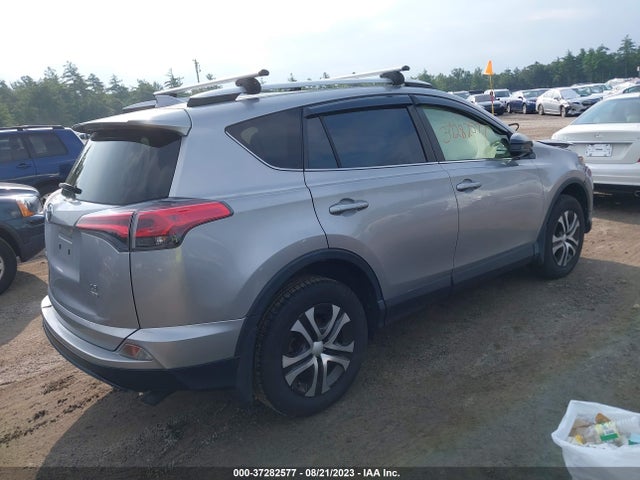 Toyota RAV4 LE 2018 JTMBFREV2JJ197135 Image 4