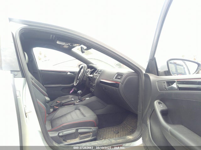 3VW4S7AJ7FM294446 Volkswagen Jetta Sedan 2.0t Gli Se