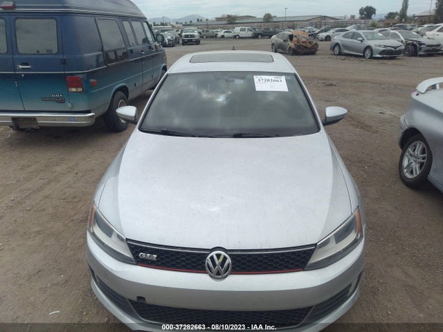 3VW4S7AJ7FM294446 Volkswagen Jetta Sedan 2.0t Gli Se