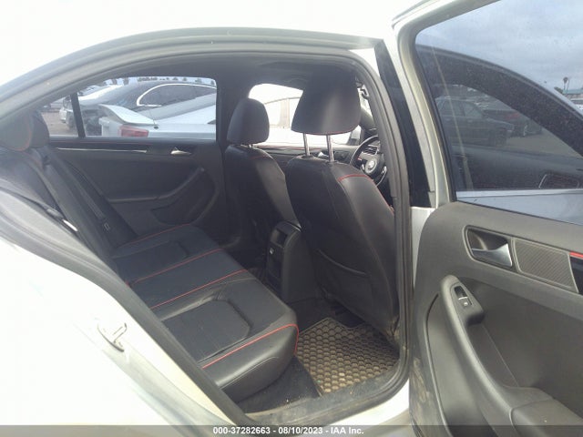 3VW4S7AJ7FM294446 Volkswagen Jetta Sedan 2.0t Gli Se